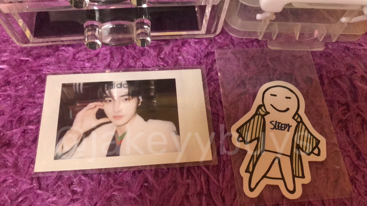 jakeyybuys's tweet photo. wts lfb ph sale!

★ Acrylic Drawer with freebies (in picture) !

— ₱180
— payo / 3 weeks dop
— onhand
— mod : sco
— i bought it from mr•diy^^
mop : gcash

★̶̲ ⸝ 📠 ˴ reply " mine " or dm to claim! ›

🏷 Enhypen Sunghoon Ggu ggu pola jungwon acrylic drawer sale ph https://t.co/AFjU6EntIb