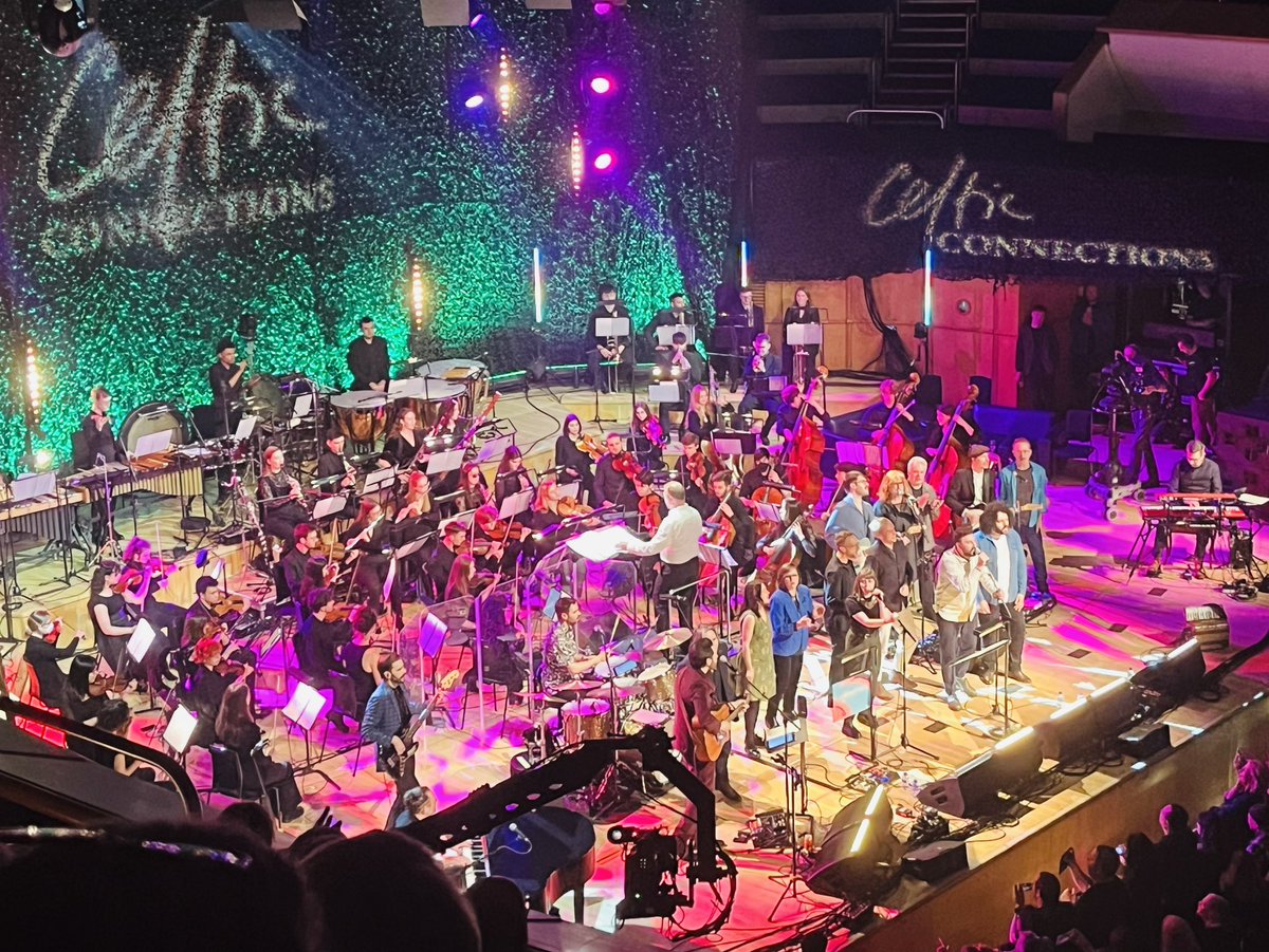 Amazing night at Roaming Roots Revue @ccfest. Every act delivered but @AdmiralFallow & @emmaspollock the stand outs, and Simon from @BiffyClyro’s tribute to Scott Hutchison. Shout to @roddyhart who creates a great night every single year. Drive home a bit scary though!