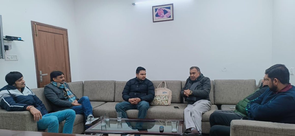 INCAjayy's tweet photo. Met Haryana Pradesh Congress Committee leaders along with @rockytuseed . The 10 Lok Sabha seats in Haryana is important for the Congress Party. The mood of Haryana is with Congress. We are coming back stronger in the state. https://t.co/ypDGGB42WH