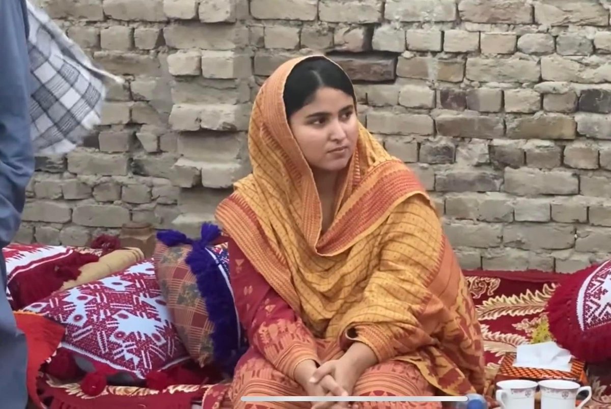 Uroosa lashari tweet media