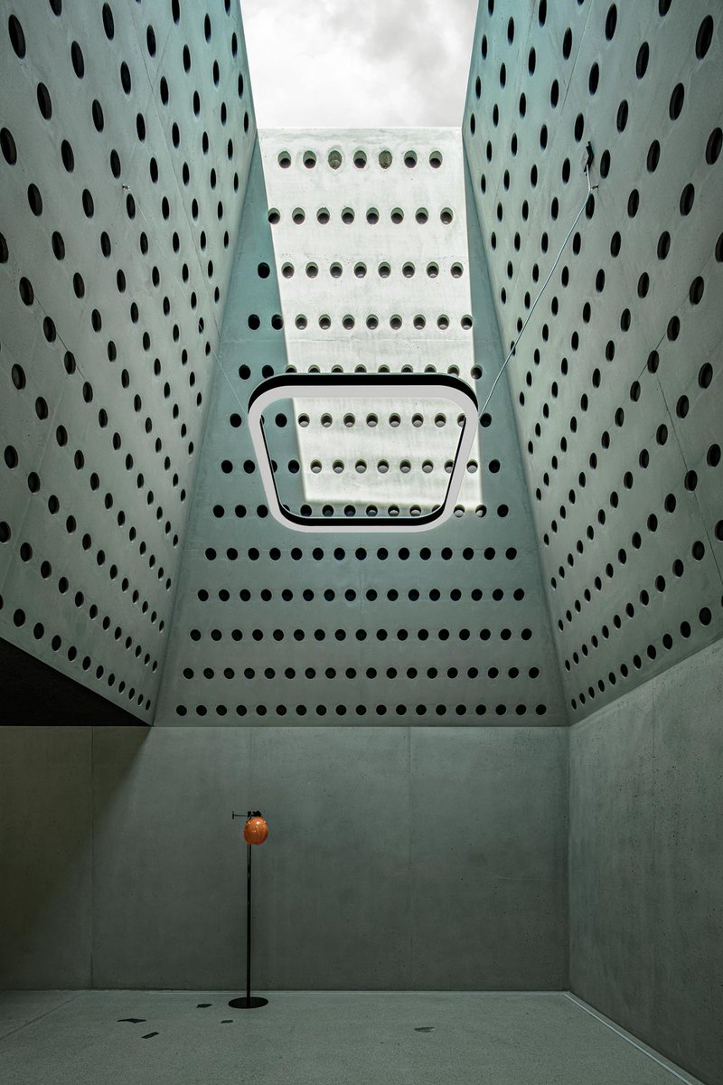 worldarchitects's tweet photo. #BuildingOfTheWeek - Pedevilla Architects have renovated the headquarters of the South Tyrolean company Beton Eisack.
https://t.co/uQb20bYJfQ
Photos: Gustav Willeit
#forqualityinarchitecture #waofficial #worldarchitects
#bestoftheweek #bestarchitecture https://t.co/tMxH3QNu6G