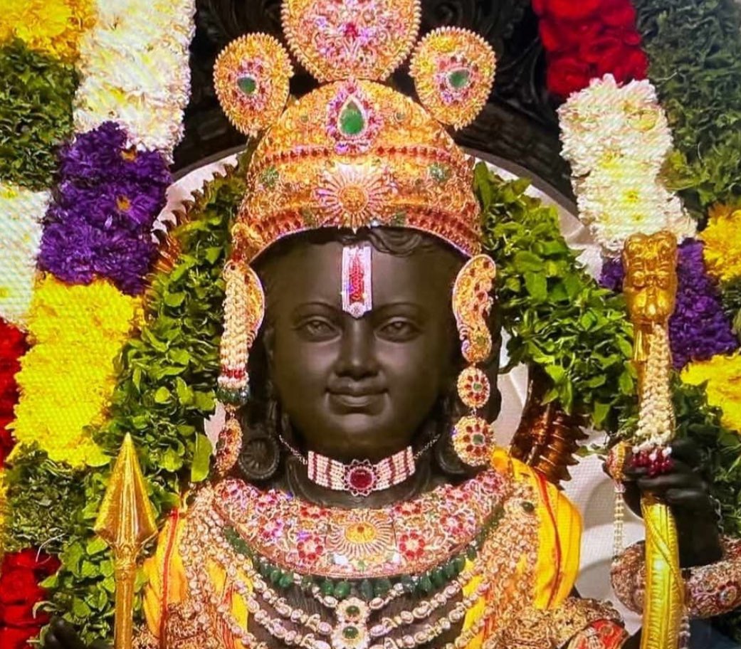 SmithaTandel's tweet photo. Rama Rama!! Happy happy tears.. 🙏🏻🙏🏻

#RamLalla #RamMandirPranPrathistha #AyodhyaSriRamTemple https://t.co/3kWCe3tCwF