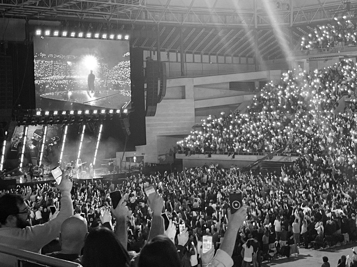 Volava, i si no ho feia tant se val <a href="/joandausa/">Joan Dausà</a> #PalauSantJordi