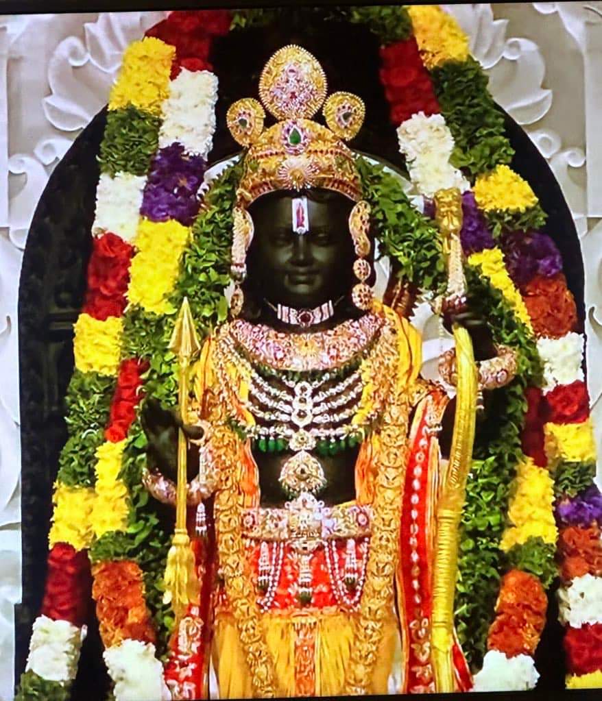 Veeyadu09's tweet photo. जय श्री राम🙏🙏🙏 प्रभु श्री राम के प्राण प्रतिष्ठा के शुभ अवसर पर आइए हम सब उत्सव मनाये ,दीपावली मनाए, अपने घरों में दीप जलाए, दीपदान करे,  आप सभी को प्रभु श्री राम जी के प्राण प्रतिष्ठा की हार्दिक शुभकामनाएं🙏🙏🙏 #RamMandirPranPrathistha #JaiShriRam #AyodhaRamMandir https://t.co/QWHPSshbc6