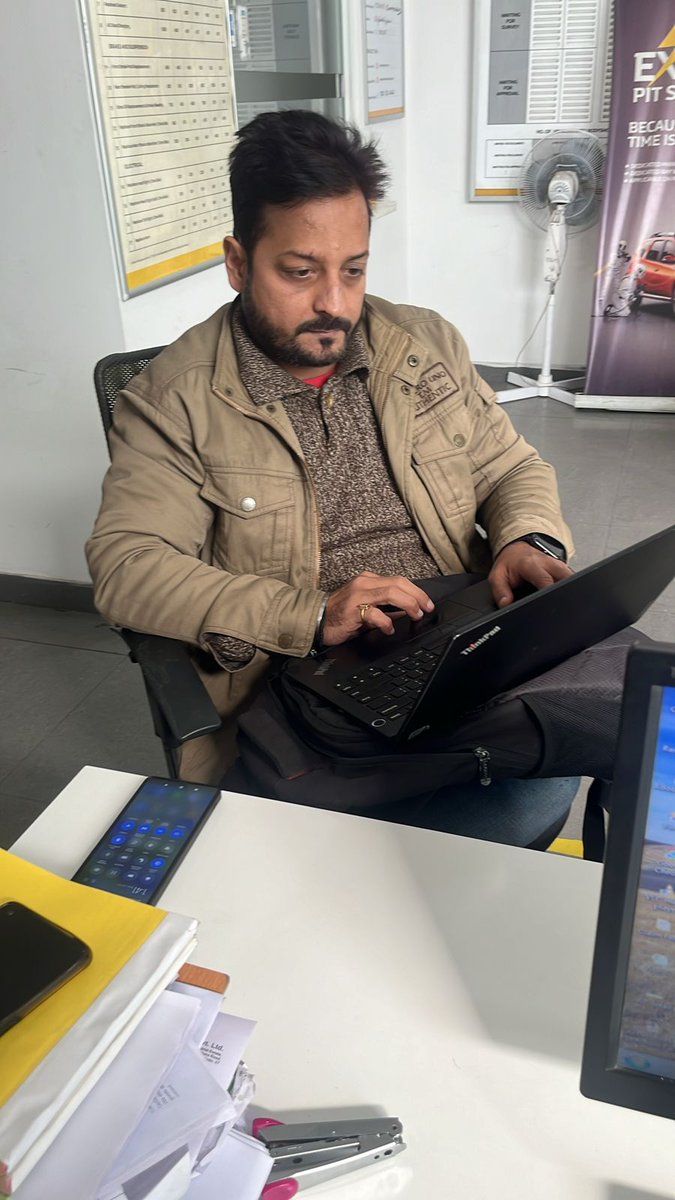 Kotak recovery team is Sitting in Customer office with intention to de-frame customer.
even and after customer has clearly told that he is phasing financial crises &amp; unable to make payment in current situation. <a href="/KotakBankLtd/">Kotak Mahindra Bank</a> 

Card ending #5569
 FYI <a href="/RBI/">ReserveBankOfIndia</a> <a href="/rbisys/">George Himmeger</a> #KKV #KunalArmy
