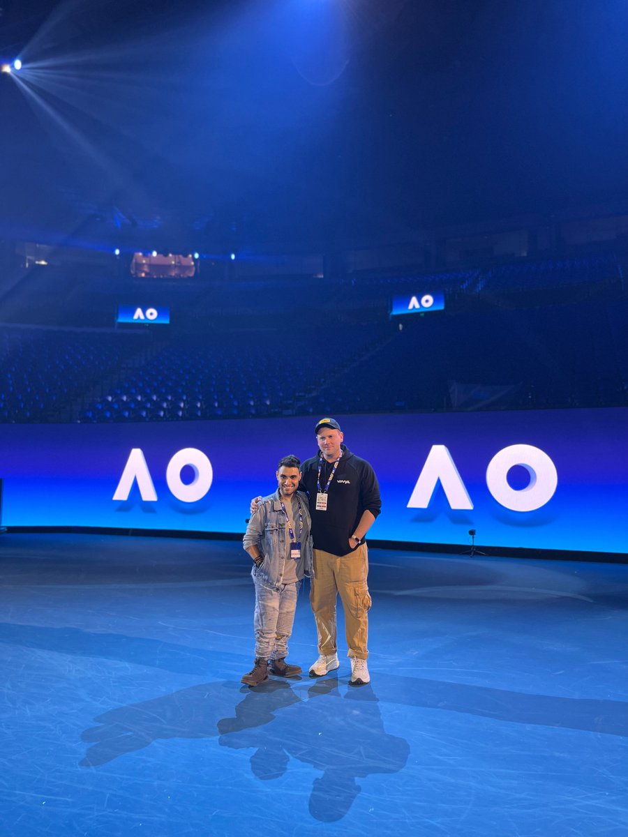 Excited to be back on court at <a href="/RodLaverArena/">Rod Laver Arena</a> again after 8 years but even more excited to be doing it in support of our incredible <a href="/VamprApp/">Vampr</a> artist @theemmanuelk who is taking centre stage tomorrow night at 650pm for the first live performance of his new single "My Sky"
