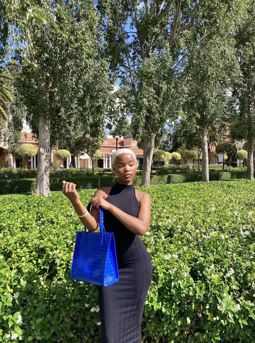 MolemoLogabane's tweet photo. 20 🎂🎊 https://t.co/CiJwoNI3wI