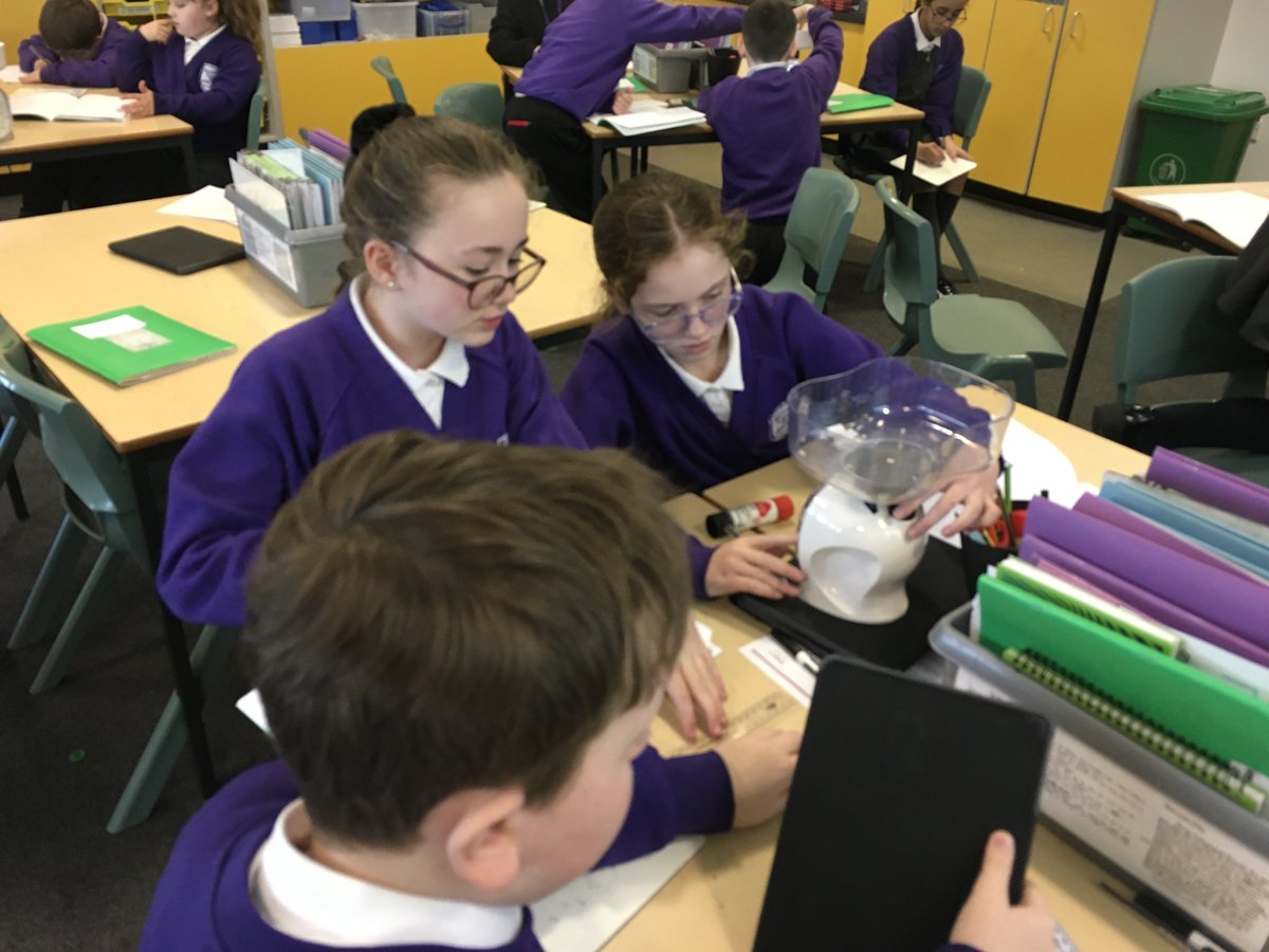 NCPS_Year6's tweet photo. Working on developing our disciplinary knowledge and skills in science by reading a variety of scales. https://t.co/XR3Pb7azRH