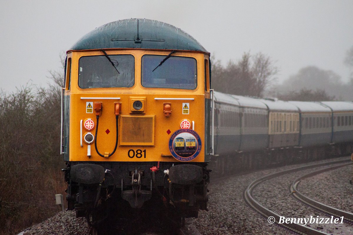 Bennybizzle1's tweet photo. #MondayMorningBlues
Following on from @Burbagefox1 post today, here's my little tribute to 56081. Seen after leaving Corby tunnel on the farewell railtour. The loco is now set to bow out of @GBRailfreight service and head up to Longport to be 69'd.
#oooerrr @C56G2 https://t.co/Uz5oYsvWCa