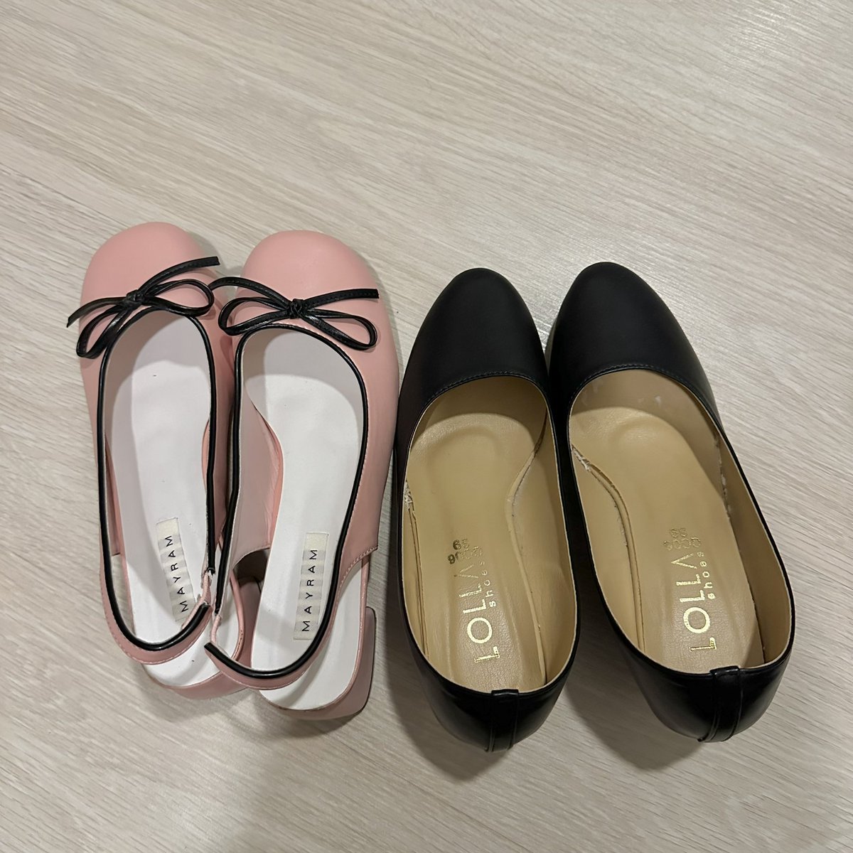 everiesday's tweet photo. ขายคู่ 280฿ ได้ทั้ง 2 คู่ รวมส่ง รองเท้าไซส์ 39 (แนะนำสำหรับคนเท้า 40 ค่ะ) เราใส่แล้วหลวมค่ะ

#ส่งต่อเสื้อผ้า #ส่งต่อเสื้อผ้ามือสองสภาพดี #ส่งต่อเสื้อผ้ามือสอง #เสื้อผ้ามือสองสภาพดี #เสื้อผ้ามือสองราคาถูก #เสื้อผ้ามือ2 #รองเท้ามือสองของแท้ #รองเท้ามือสอง #โล้ะตู้ https://t.co/QY64MXzx8H