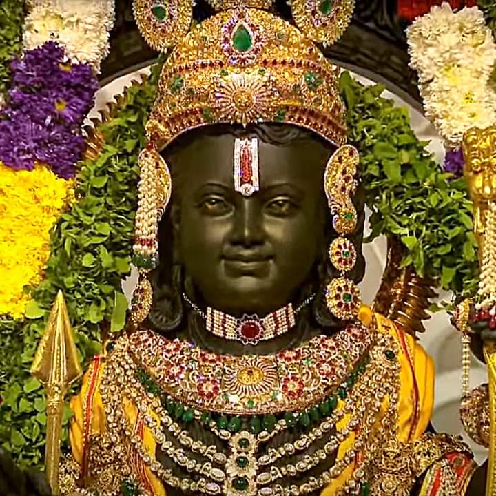 Rajeshparasher3's tweet photo. Jai Shree Ram🙏 #ramlallapranpratishtha #AyodhaRamMandir #deepotsav #narendramodiji #YogiAdityanath #JaiShreeRam https://t.co/CDKBN9ucRH