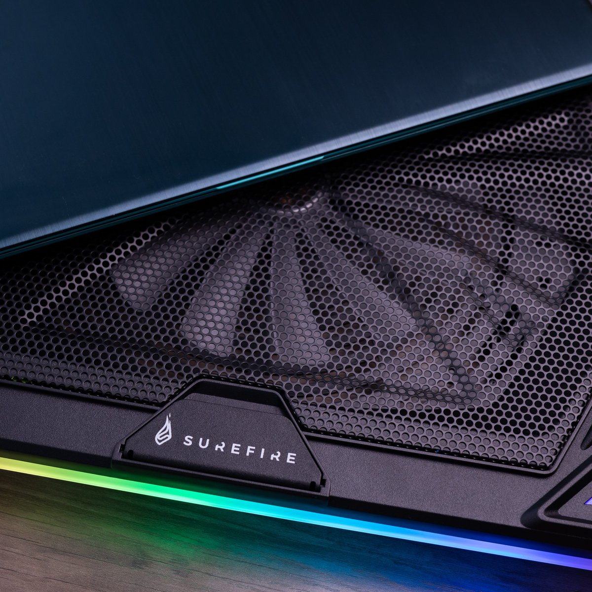SureFireEU's tweet photo. No more overheating meltdowns, just cool vibes for your tech🥶😎
#coolingpad #laptopcoolerpad #gaming #gamingsetup #gaminggadgets #surefire #beonfire #setup #gamer https://t.co/RdtrxCeUWa
