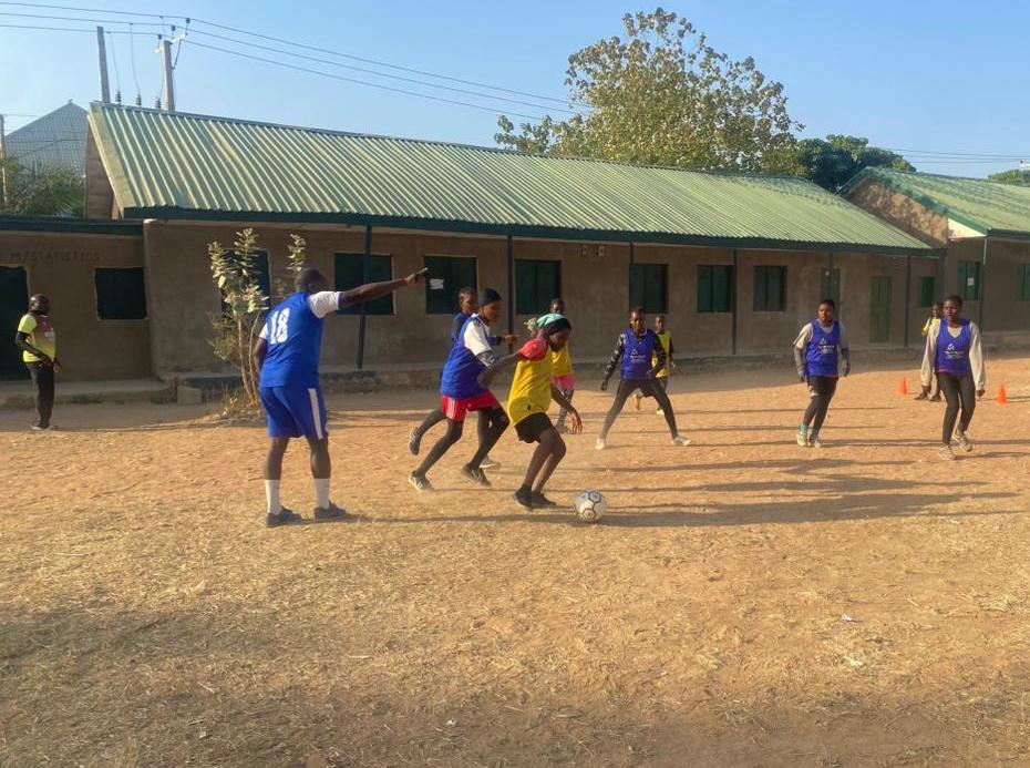 orahbayitfound1's tweet image. Play &amp;amp; Excel is back on the pitch! Our amazing girls are hitting the ground running (or should we say kicking?), ready to break barriers and achieve their goals through the power of sport. Stay tuned for updates and inspiring stories! #PlayAndExcel #EmpoweringGirls #Kaduna