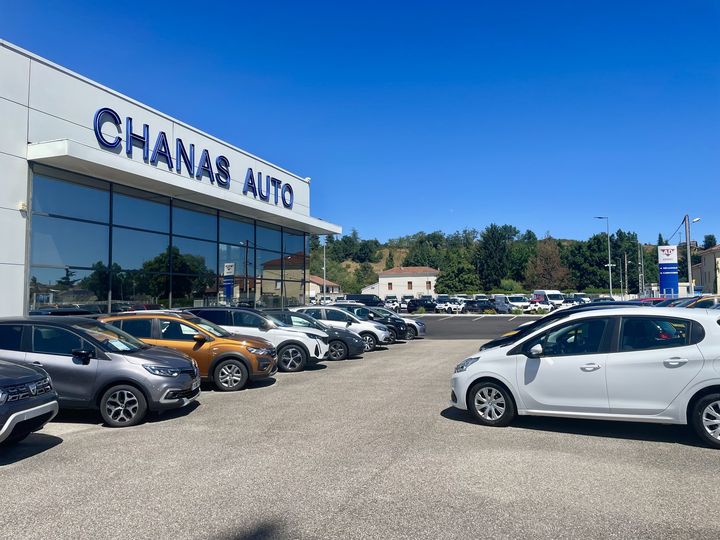 ChanasAuto's tweet image. Chanas Auto est maintenant sur LinkedIn !  🌐 Suivez-nous pour des mises à jour exclusives, des opportunités professionnelles et une dose de passion automobile. 📷 Rejoignez la conversation sur LinkedIn dès maintenant :  fr.linkedin.com/company/chanas…… #ChanasAuto #LinkedInLaunch
