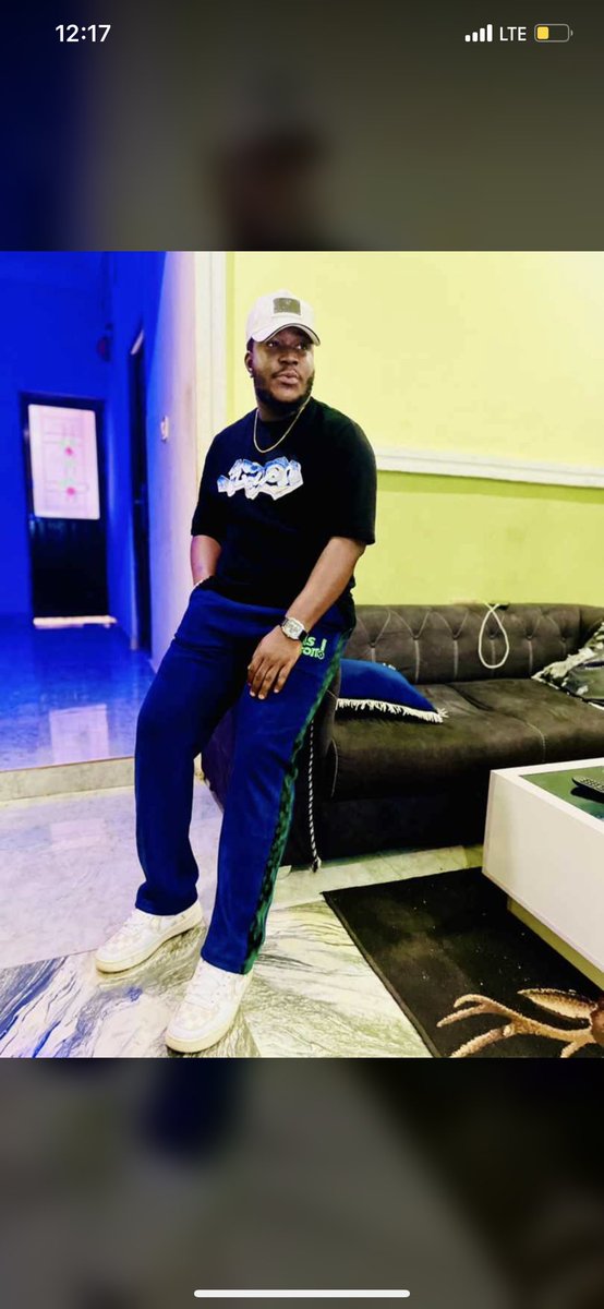 Vheeki_tori's tweet image. Nigeria has happened to us o!
My cousin was kidnapped last week on his way to Lagos …
Please help us o!!help my cousin! it's a matter of life and death...they are asking for 6million but we’ve been able to raise about 2m,We need the sum of 4million naira to complete the money