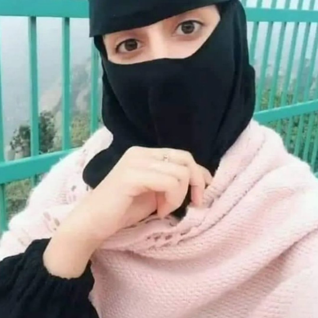 الأشواق tweet media