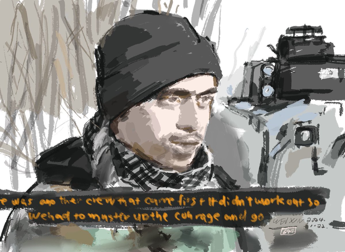 Weixinart's tweet image. 最近大家都在为乌军布莱德利战车摧毁俄军王牌坦克T-90喝彩👏。乌克兰媒体采访了两位乌军当事人。一位是战车指挥兼机枪手谢尔希，另外一位是驾驶员亚历山大。当时，俄军坦克持续开火，他们坦诚地说也感到恐怖和疯狂。但谢尔希说他们拼尽全力想要打败对手，开始使用了穿甲弹，再使用常规机炮快速射击，打…