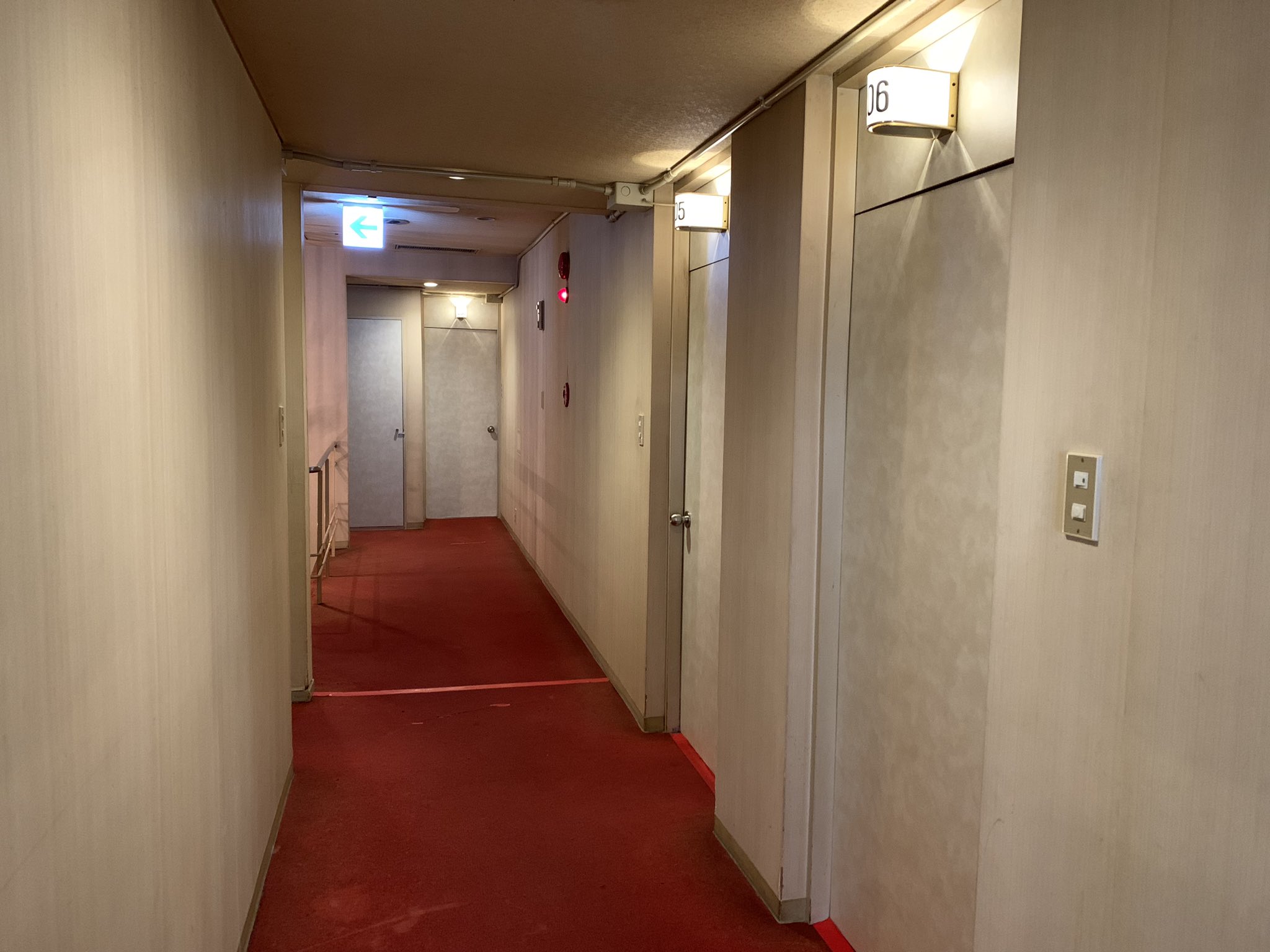 茶臼山ホテル乱交 