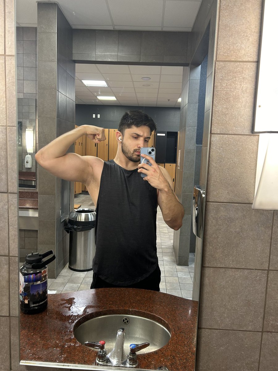 Ⓕ Ⓚ ♡ tweet media