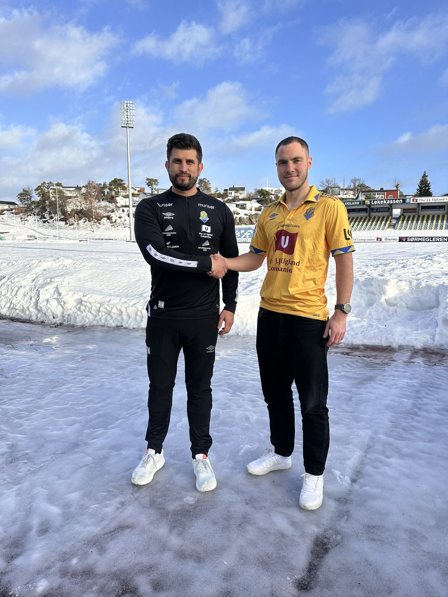 FKJerv's tweet image. Ny signering!🤩🤝🏼 Sivert Strangstad er med oss ut 2025 💛💙 Se intervju på fkjerv.no