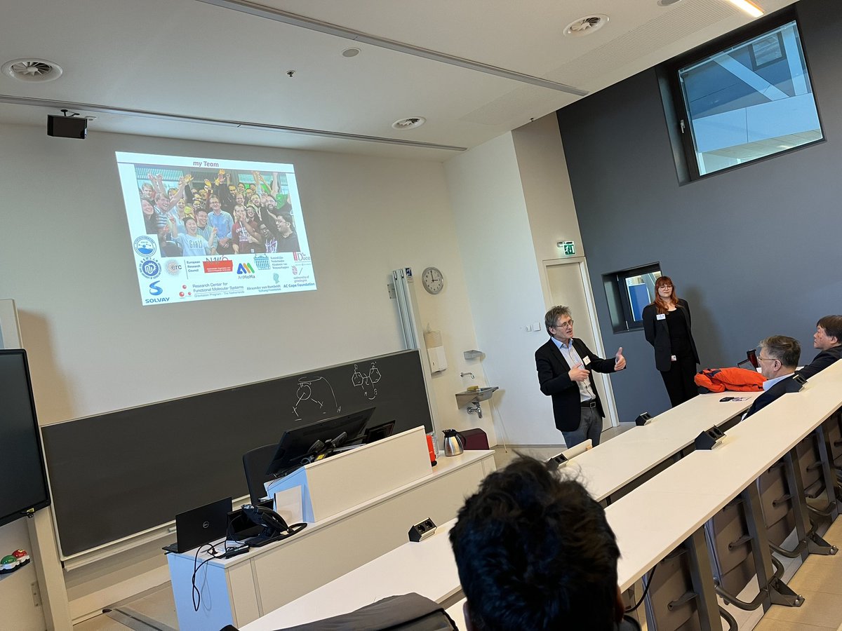 The <a href="/artmoma_h2020/">ArtMoMa</a> final conference is launched with a very instructive talk by Prof. <a href="/FeringaLab/">Feringa Lab</a>
