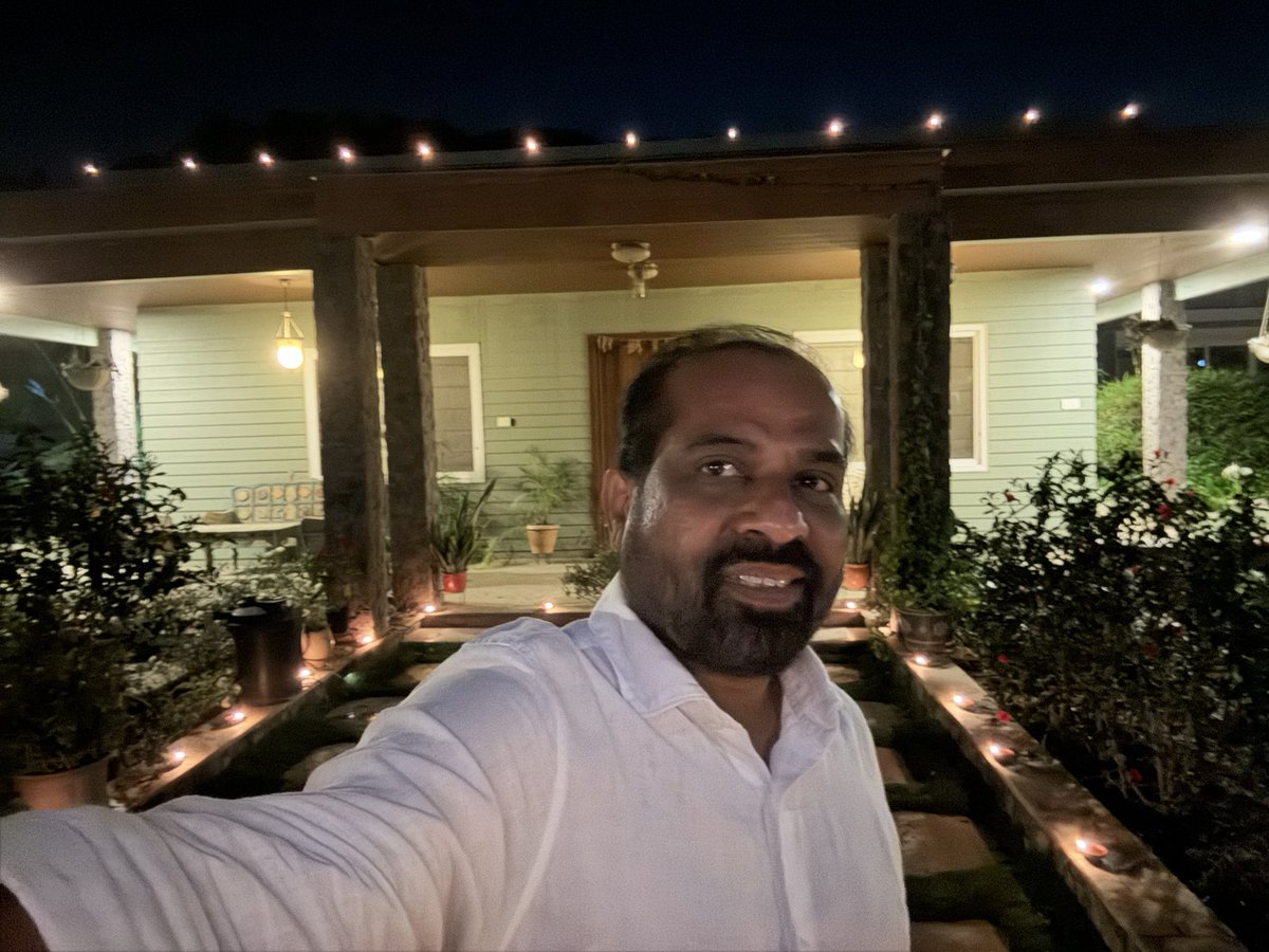 satyakumar_y's tweet photo. మా ఇంట్లో రామజ్యోతి 🪔 

#Ramjyoti …
A bright one in the sky too 

रामज्योति https://t.co/KZmyVxCTW8