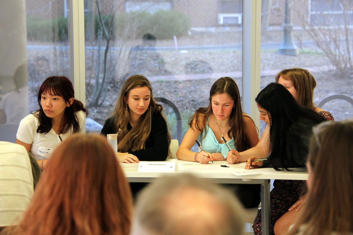 This week, the UNC Parr Center for Ethics hosts the North Carolina High School Ethics Bowl — an event that invites students to discuss real-life ethical issues and practice effective civic engagement. 

📅 Jan. 27
Learn more: parrcenter.unc.edu/nchseb <a href="/theparrcenter/">UNC Parr Center for Ethics</a>