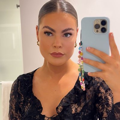 JMouilpied's tweet photo. 💄💋 https://t.co/EdIgK8zLSb
