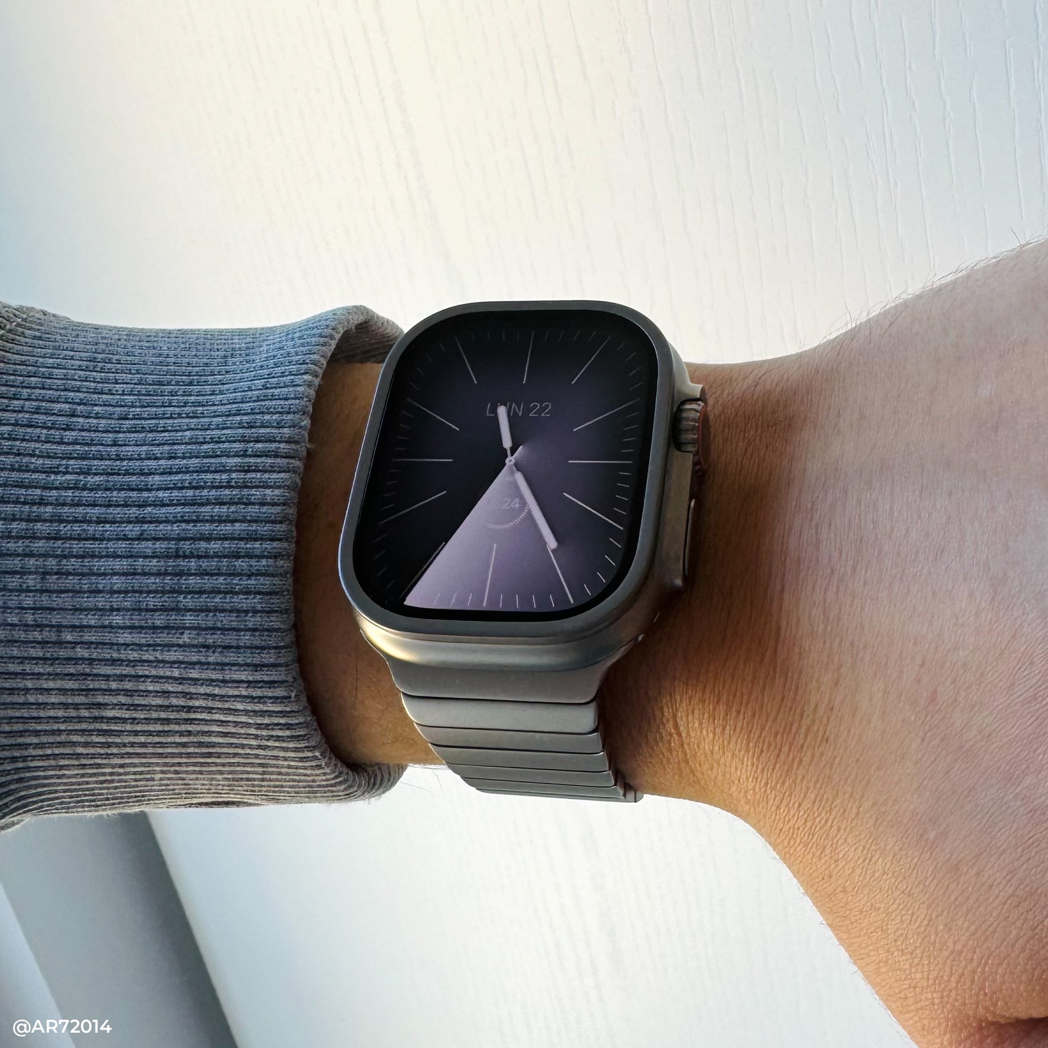 AR7 on X: #AppleWatch #band #strap Titanium link bracelet for  #AppleWatchUltra and #AppleWatchUltra2 by Watch Architect is amazing! 👀   you can find it available in the Watch Architect  shop  get