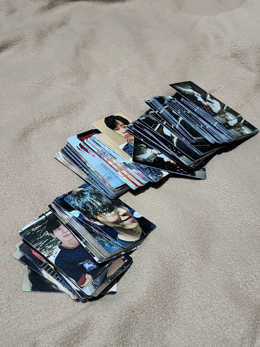 DAWN TO DUSK FREEBIE # 4

Fanmade photocards. 1 group and 1 RANDOM member per person.

This is still part of the limited packs that I'll be handing out on d-day, so you can not choose your fighter. 😅

#TheRose #TheRoseinManila #DawnToDuskInManila