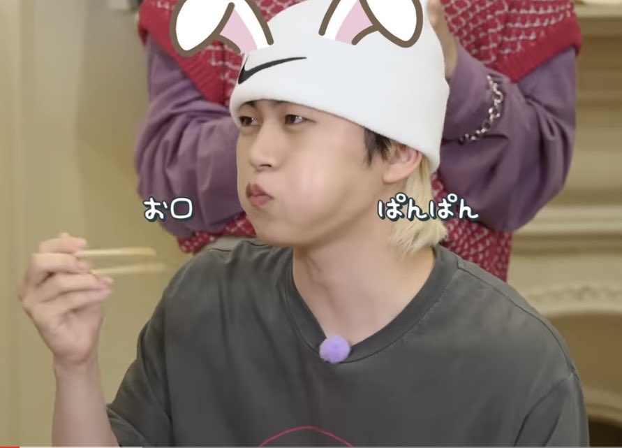 Alice🐰👑🦒🍮 tweet media