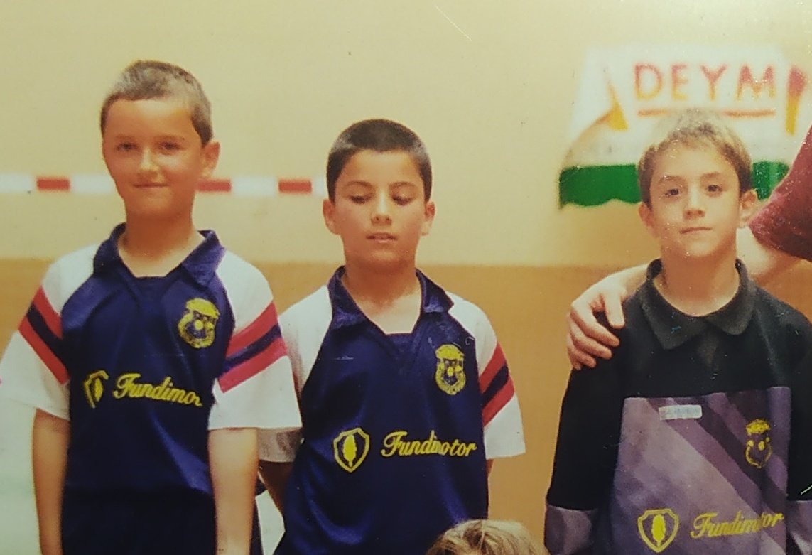 Davidr_15Mak's tweet photo. Estos tres locos habían planeado LA SEGUNDA hace muchos años https://t.co/xvMwzYp1ng
