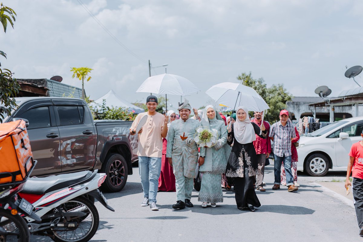 gemok40tan's tweet photo. Semoga perkahwinan kita adalah perkahwinan sehingga tua,

sekali sahaja mudah-mudahan Tuhan setuju

آمِيْنُ يَا رَبَّ الْعَالَمِيْن https://t.co/8oPXqjbKbh