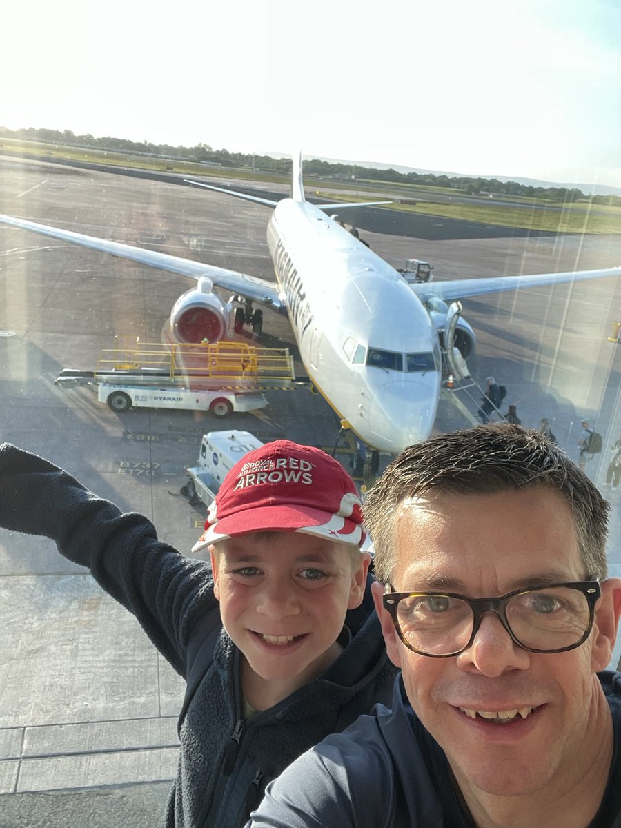 Dunkirk_1940's tweet image. 1/3
Good morning @HM_Passport. My 10 year old son’s 2nd passport expires in March. I completed an online application for his 3rd passport stating my wife, his mum died 3 years ago. Your office has asked for proof I’m his dad. I’ve applied for birth &amp;amp; marriage certs from GRO as