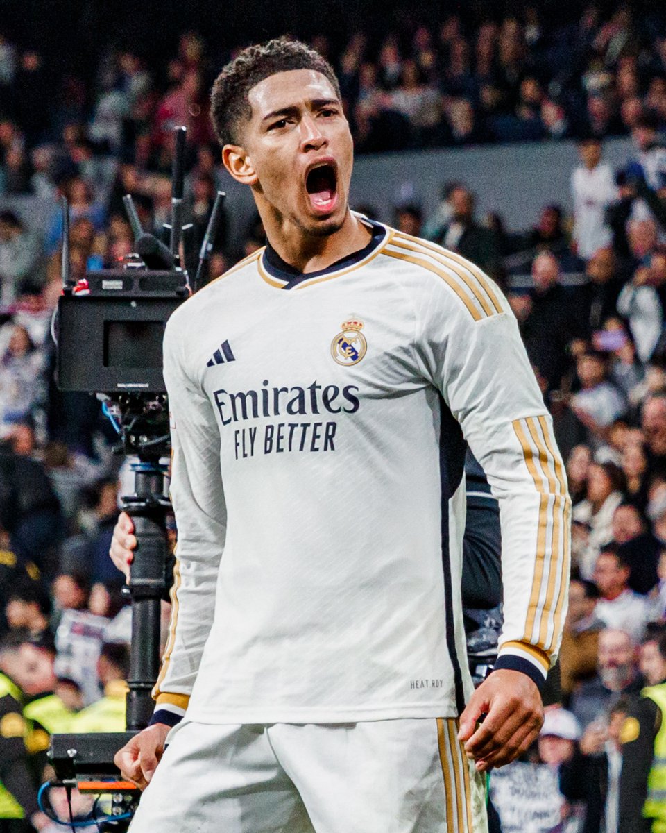 realmadrid's tweet photo. 🚩 26 partidos
⚽️ 18 goles
🅰️ 8 asistencias
🤐 Sin palabras. https://t.co/8dWNGAPgey