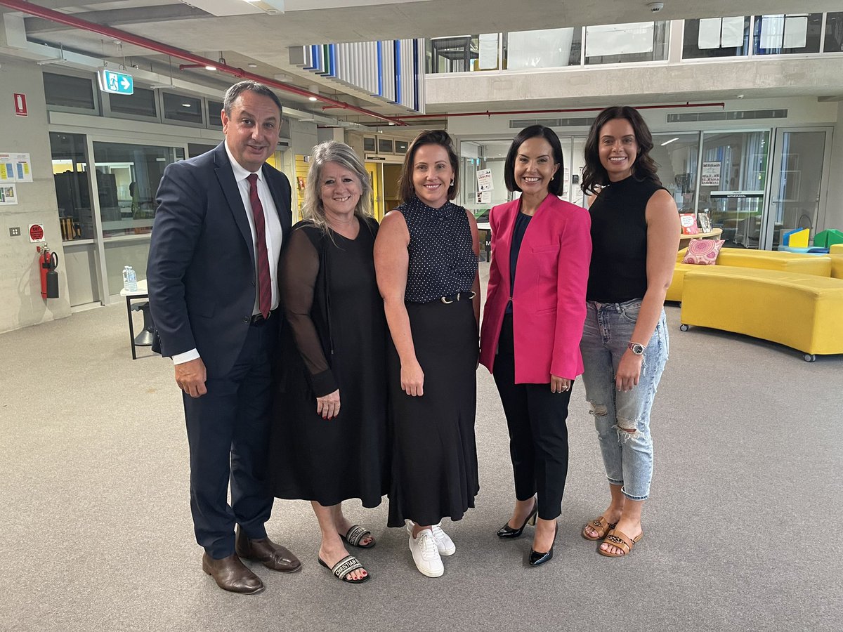Murat Dizdar (@dizdarm) on Twitter photo Great to visit @ultimoPS with the Deputy Premier <a href="/pruecar/">Prue Car MP</a> today to connect with Olivia Parry & her team. Staff were preparing for the upcoming professional learning days & the start of the school year. Thanks @mrsparry_UPS for your outstanding leadership of the Ultimo community. Great to visit @ultimoPS with the Deputy Premier <a href="/pruecar/">Prue Car MP</a> today to connect with Olivia Parry & her team. Staff were preparing for the upcoming professional learning days & the start of the school year. Thanks @mrsparry_UPS for your outstanding leadership of the Ultimo community.