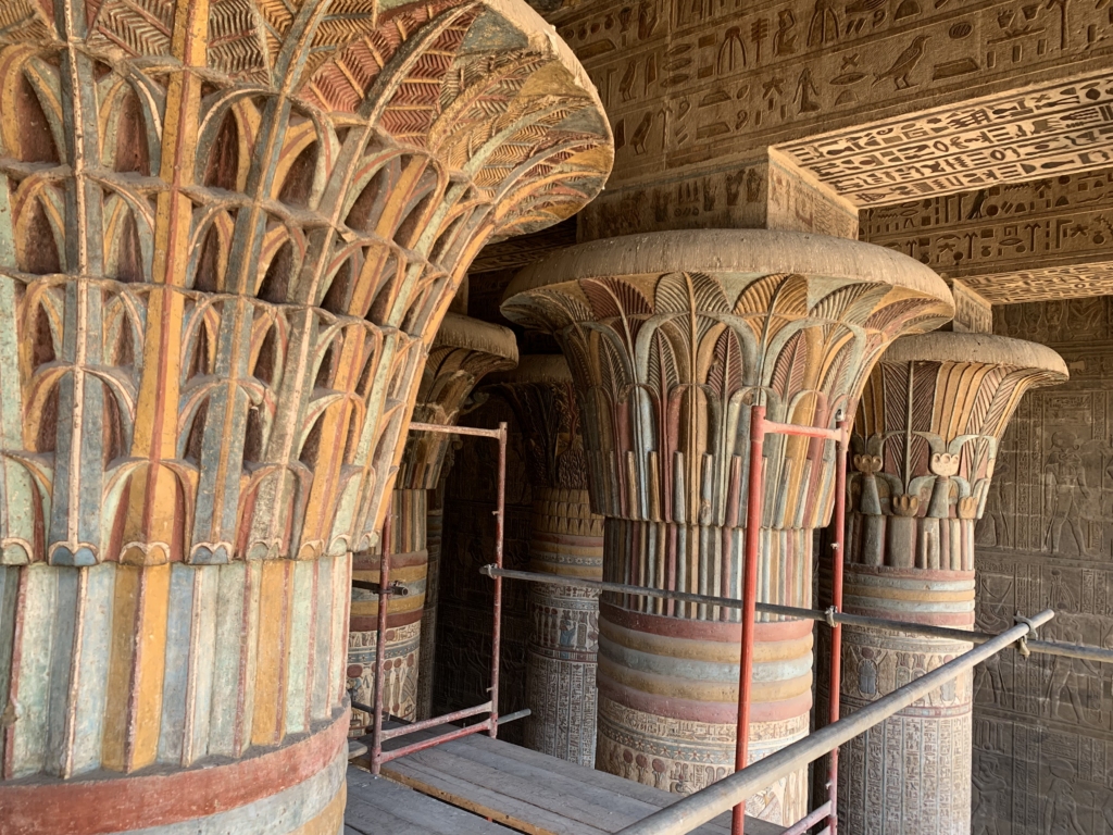 ARCENational's tweet photo. The temple of Khnum's columns, along with the reliefs &amp; hieroglyphs, suffered from soot and pigeon activity. ARCE is proud to highlight this AEF project, focusing on the conservation of the monument at the hands of @TourismandAntiq &amp; @uni_tue. 

More: https://t.co/HUobRJ3LgE https://t.co/dPNbFP1X3d