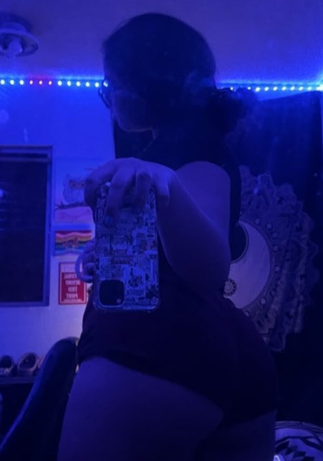 Poly (@poly_twerk) on Twitter photo 