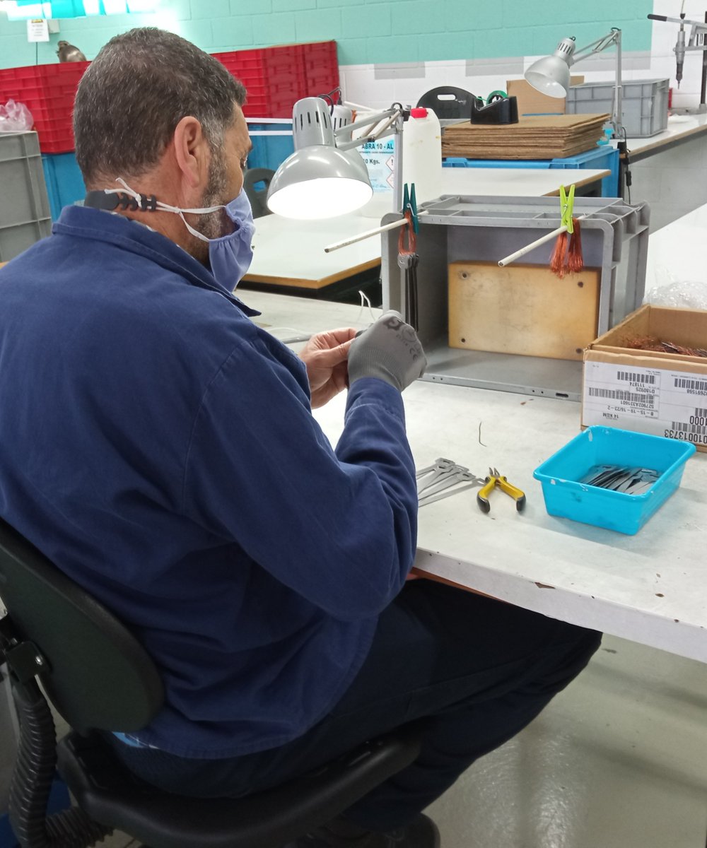 El taller prelaboral de inclusión de <a href="/caritas_bizkaia/">Caritas Bizkaia</a> sigue apostando por la inclusión sociolaboral de las personas más alejadas del mercado laboral desde un modelo de acompañamiento integral y personalizado #EuropaSeSiente <a href="/fondosocialeeu/">FSE</a>