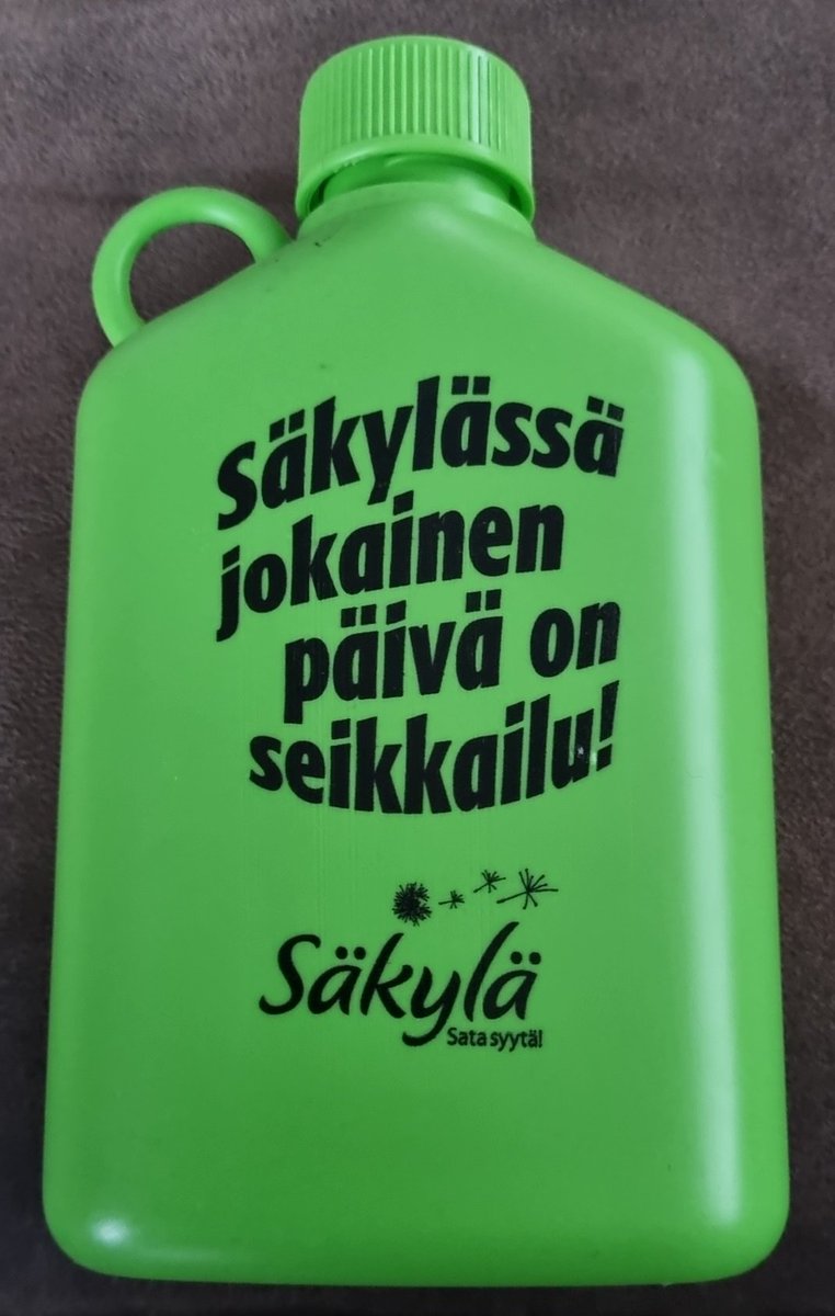 Onnea on läheiset ihmiset myös vähän huonompina hetkinä ❤️ 

Tällainen kotiseutupiristys tupsahti postissa. Kyllä nyt kelpaa lähteä retkelle 🏞