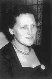CSN_es's tweet photo. El 22 de enero de 1909 nacía en Sudáfrica 🇿🇦 Tikvah Alper, Física y radiobióloga, trabajó bajo la dirección de Lise #Meitner y revolucionó con su trabajo el entendimiento de las encefalopatías espongiformes https://t.co/HBk4bohFKS