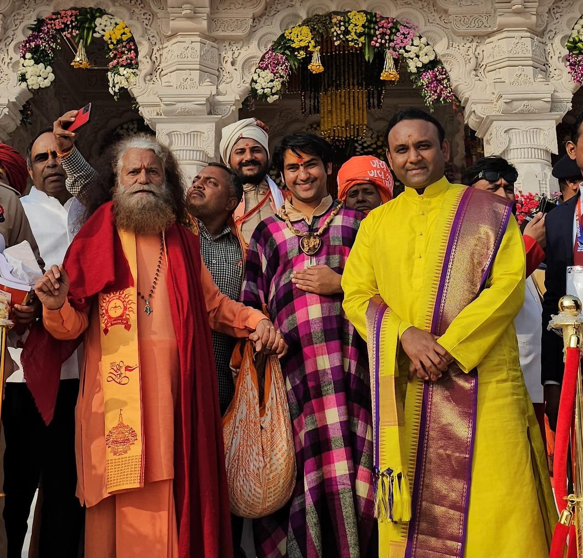 Pujya Swamiji tweet media