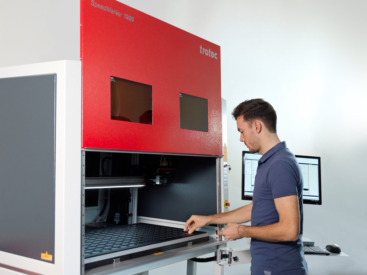 Trotec SpeedMarker Series – the ultimate laser marking machines revolutionising industry! 💥

Learn more about our SpeedMarker series ➡️ troteclaser.com/en-gb/laser-ma…

#troteclaser #lasermarking #lasermarker #automation