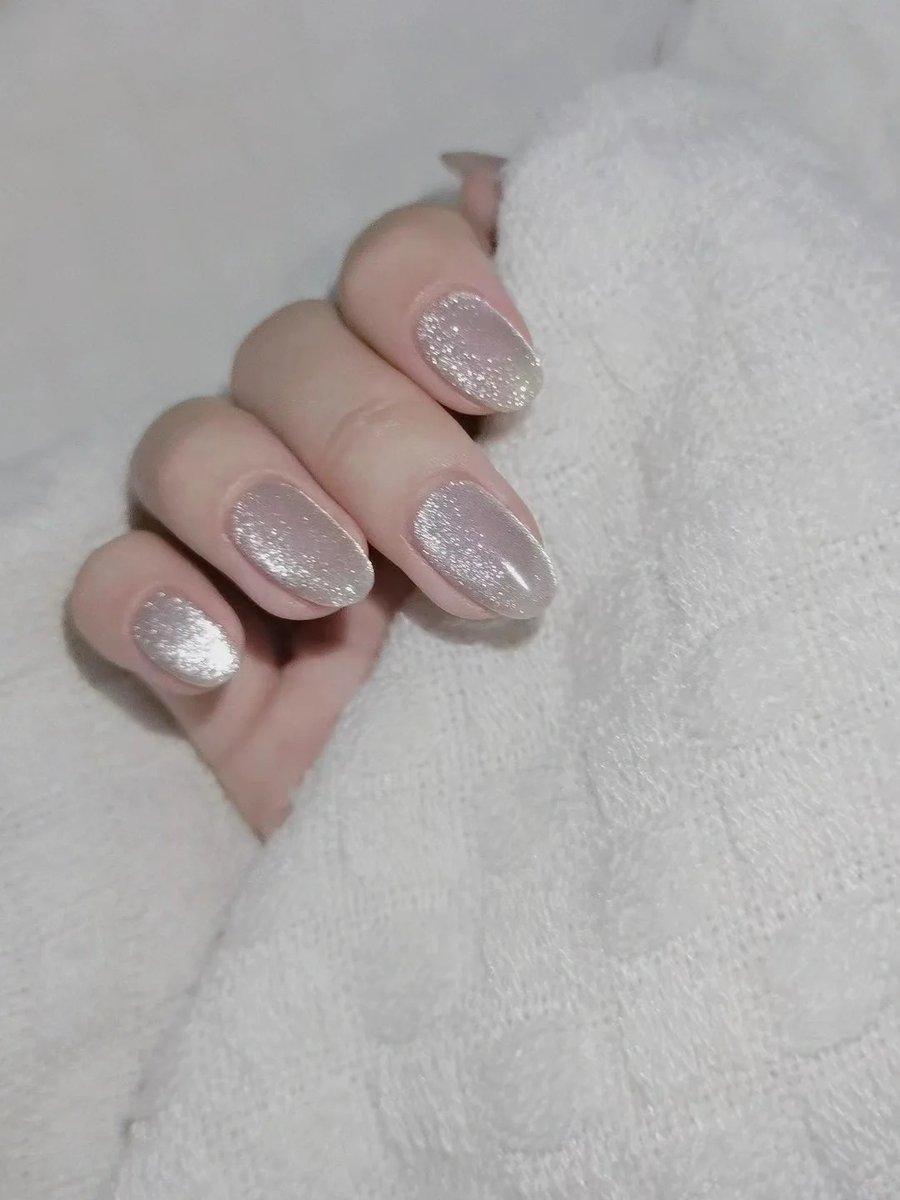 As a long-time nail art enthusiast, my love for nails has reached its peak and I do it 365 days a year