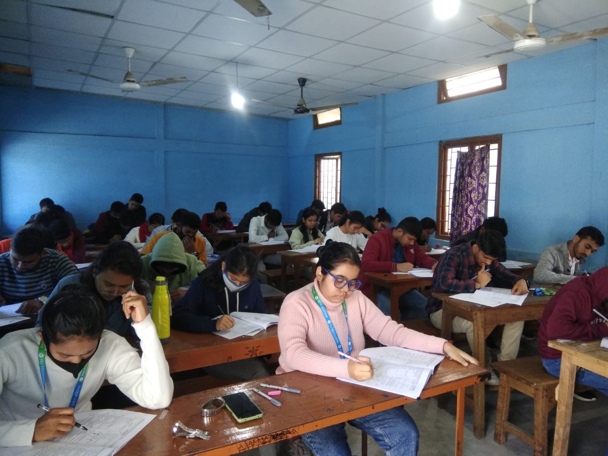 PotentialCncept's tweet photo. Thrilling snapshots from #ANTS PT #06, the All Northeast Test Series organized by Potential &amp; Concept Educations. Students showcasing determination as they face the ANTS exam, preparing for future success in #JEE and #NEET. 📷🚀 #ExamMoments https://t.co/juBtTh9fpu
