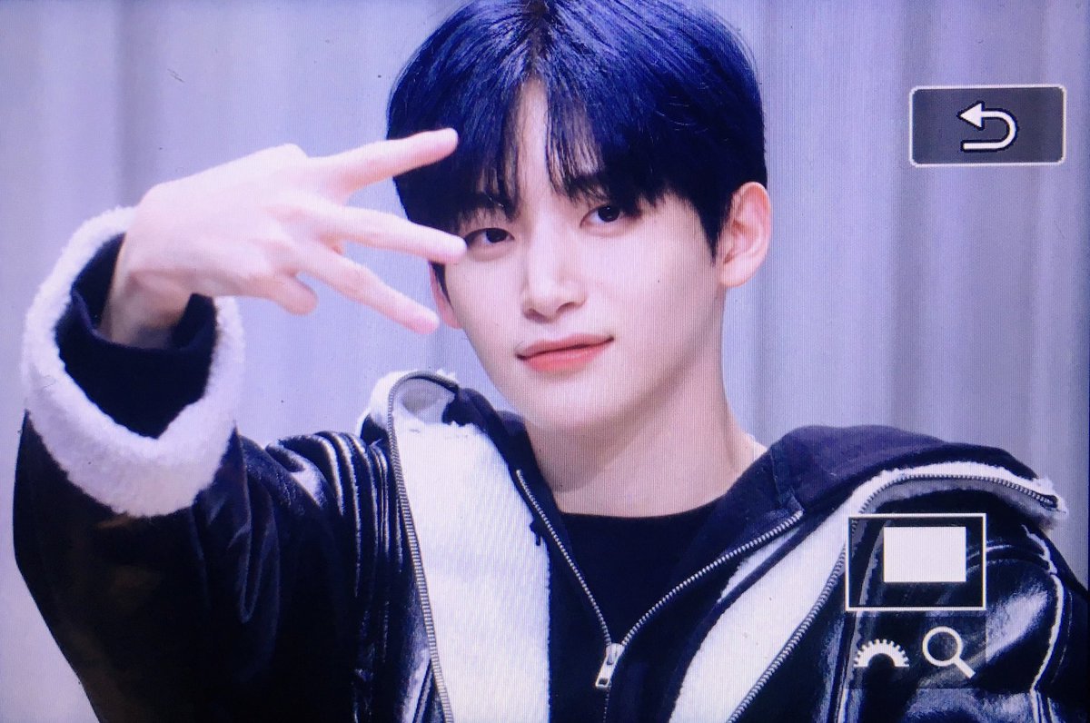 240121 사웨
막팬까지수고햇오🫳🏻
#CRAVITY #크래비티 #구정모 #정모 #JUNGMO