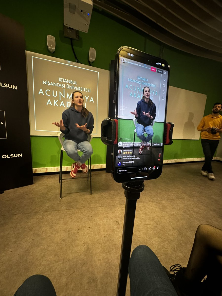 ““Survivor karakteri ortaya çıkarır” eksik söylemişim. Sms’siz Survivor Karakter çıkarırmış “ <a href="/BolukbasiNisa/">Nisa Bölükbasi</a>