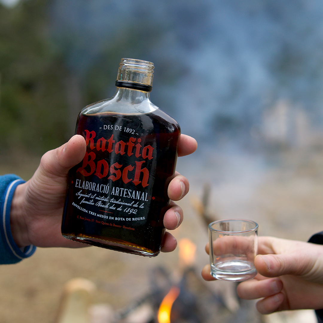 ratafiabosch's tweet photo. La ratafia Bosch és un tresor de la tradició catalana, un sabor que ens connecta amb les arrels de la nostra cultura.
#RatafiaBosch #Ratafia #desdesempre #xarrup #qualitat #ratafiacadadia #SantQuirzedeBesora https://t.co/yW3UOnIhv5