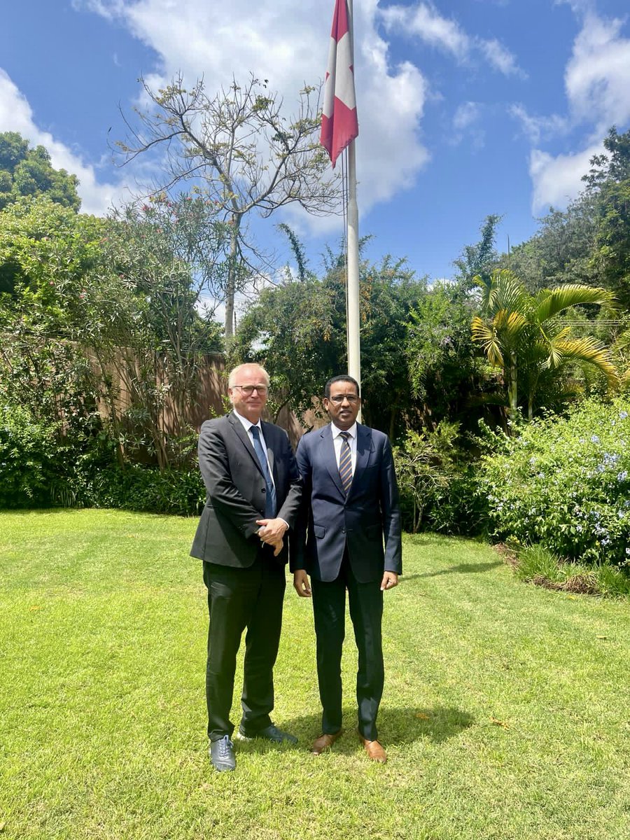 SwissEmbassyKE's tweet image. Taking stock of the remarkable progress in Somalia with H.E. Jabril Ibrahim Abdulle @Ijabril, 🇸🇴 Ambassador to 🇰🇪. In a rich discussion, we elaborated on shared 🇸🇴-🇨🇭interests in the Horn, long-term aspirations and cooperation in the 🇺🇳 Security Council and beyond.