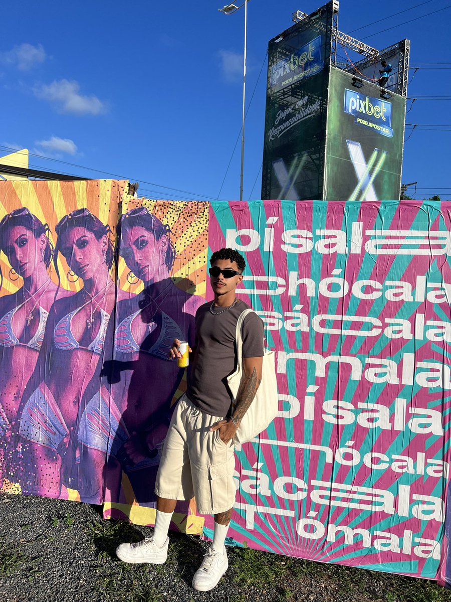 sobremurillo's tweet photo. Deixe ela #EnsaioDaAnitta https://t.co/JudkkPKn3a